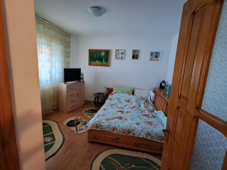 Apartament 2 camere Zona Opc - Strada Lupeni - etaj 3/4 - 54 mp - 9