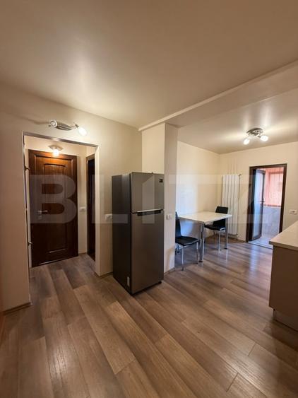 Apartament cu 2 camere decomandat, mobilat în Central