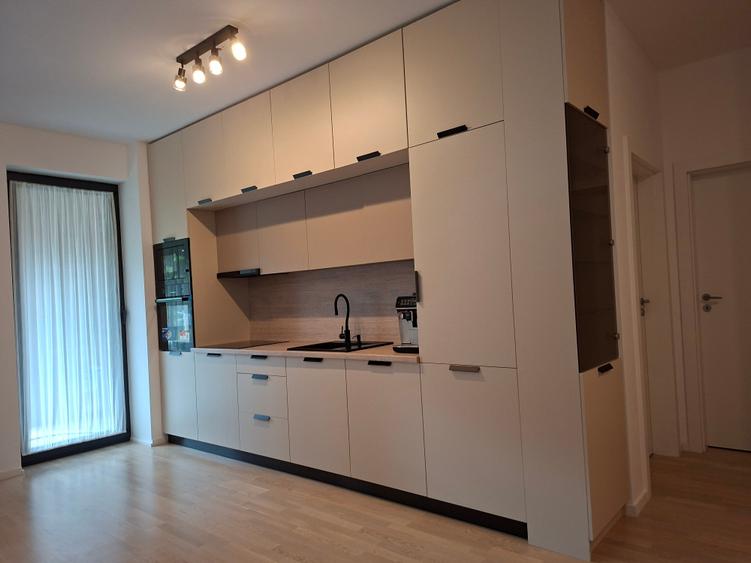 Apartament cu 2 camere nedecomandat în Central