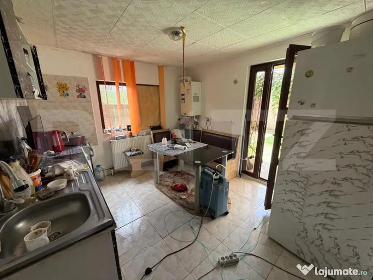 Casă cu 2 camere cu Teren 80 Mp în 8 Martie