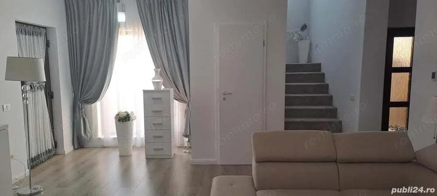 Casă cu 5 camere în Central