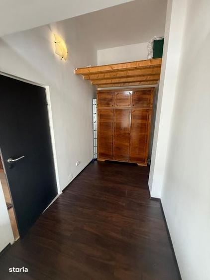 Apartament cu 3 camere, mobilat în Central