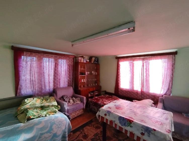 Casă cu 3 camere cu Teren 600 Mp în Turea