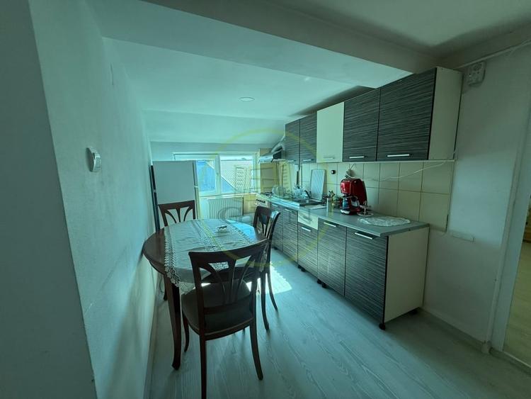 Apartament cu 2 camere decomandat în 1 Mai