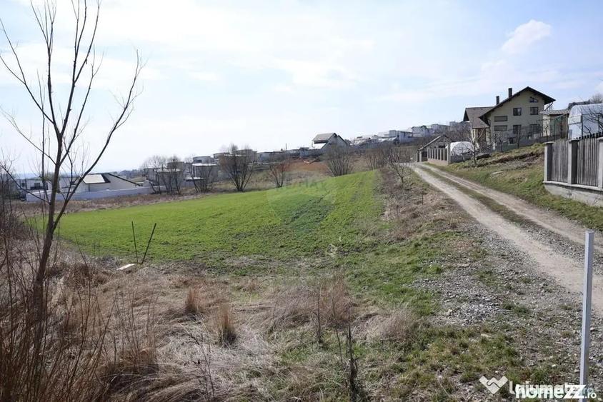 Teren în Moara