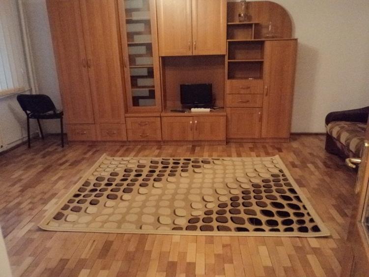 Garsoniera de inchiriat Vitan Mall,cu balcon in inchis,anvelopat. - 3