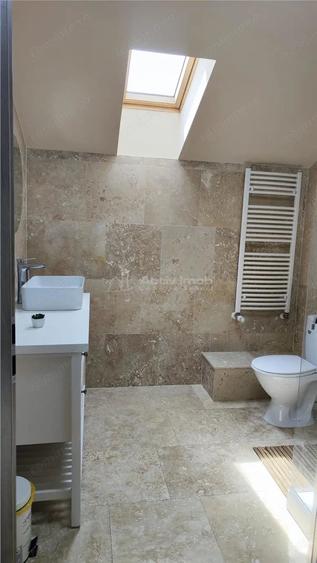 Casă cu 5 camere cu Teren 503 Mp în Central