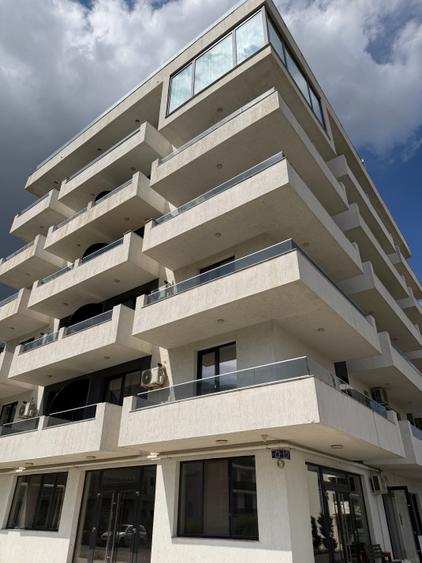 Apartament cu 4 camere decomandat în Nord