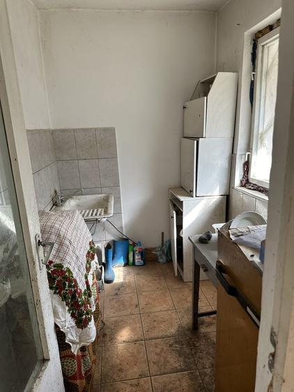 Apartament cu 2 camere decomandat în Bârzești