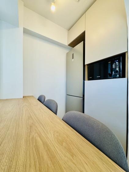 Apartament cu 4 camere decomandat, mobilat în Decebal