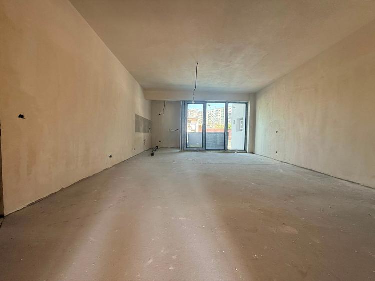 Apartament cu 2 camere decomandat în Obor