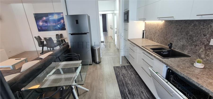 Apartament cu 3 camere decomandat, mobilat în Aviației