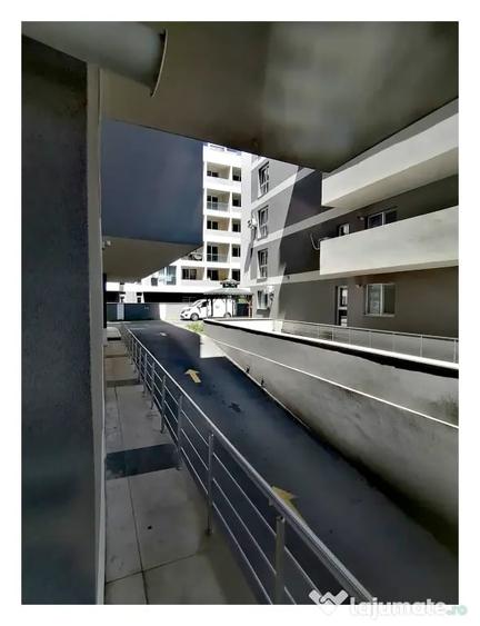 Apartament cu 2 camere semidecomandat în Vitan