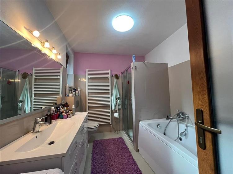 Casă individuală cu 2 camere cu Teren 495 Mp în Ultracentral