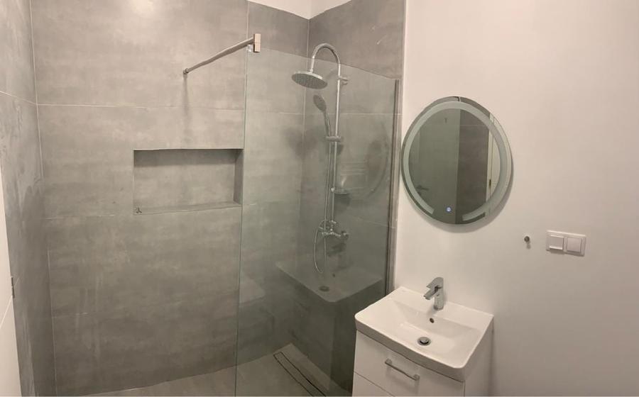 Apartament cu 2 camere decomandat în Florești