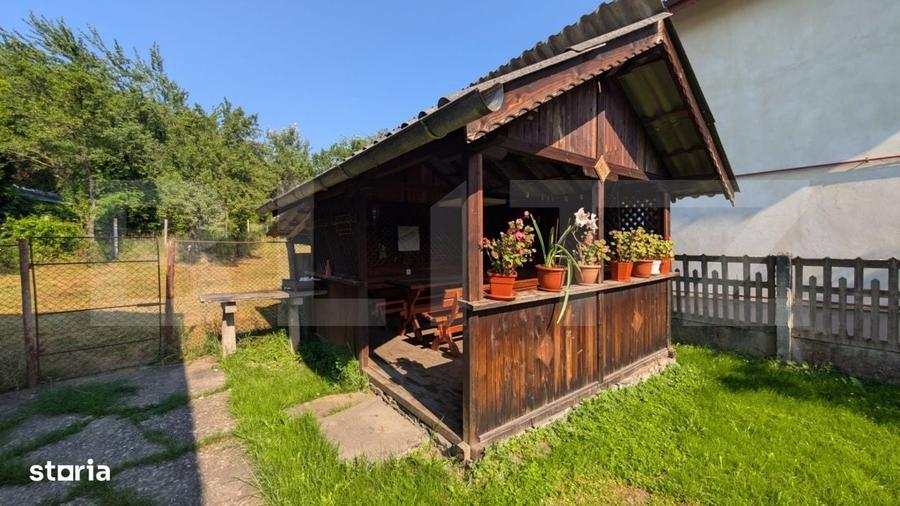 Casă cu 3 camere în Central
