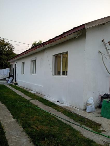 Casă cu 2 camere în Podu Doamnei
