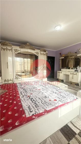 Casă cu 6 camere cu Teren 552 Mp în Aurel Vlaicu