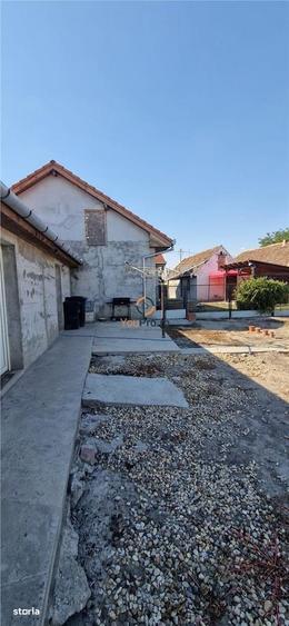 Doua Case In Curte Cenei La 28 Km De Timisoara - 7