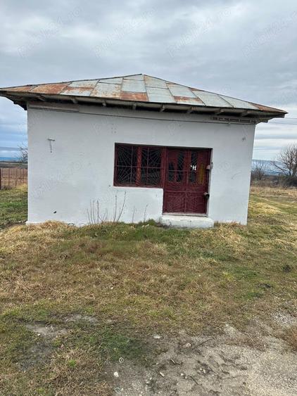 Spațiu comercial, de 200 mp, în Dobrogostea