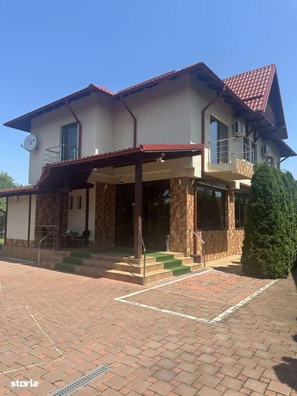 Casă cu 4 camere decomandat în Câmpina