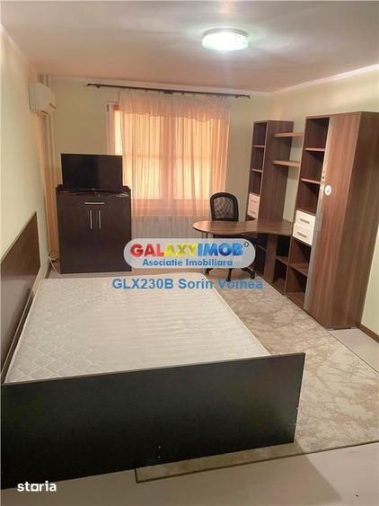 Apartament cu 4 camere semidecomandat, mobilat în Apărătorii Patriei