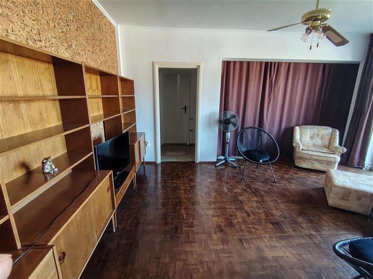 Apartament cu 2 camere semidecomandat în Ultracentral