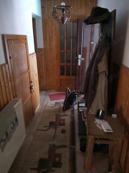 Casă cu 2 camere în Central