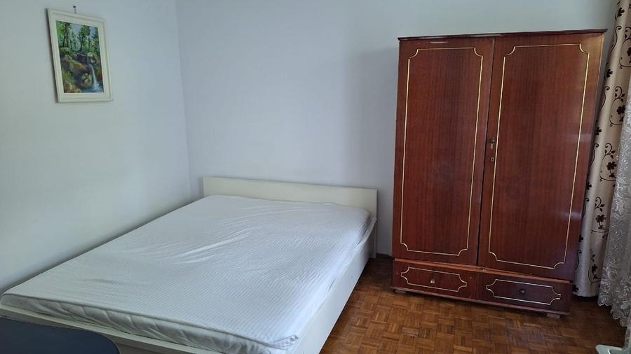 Apartament cu 2 camere nedecomandat în Podu Roș