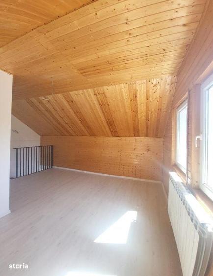 Casă cu 4 camere în Vârteju