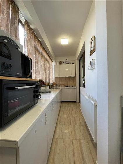 Apartament 2 camere transformat in 3 camere de vanzare zona C5-Tulcea - 6