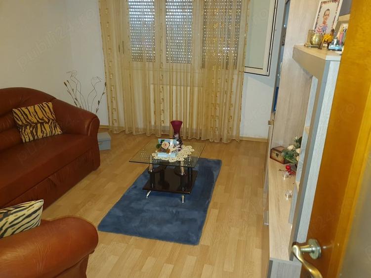 Casă cu 4 camere cu Teren 677 Mp în Exterior Vest
