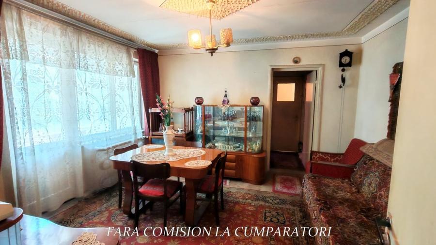 Apartament cu 2 camere semidecomandat în 1 Mai