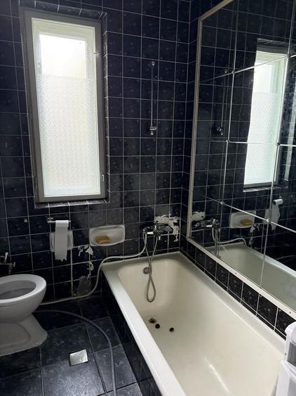 Casă cu 2 camere cu Teren 700 Mp în Central