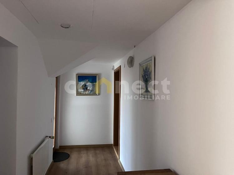 Casă individuală cu 4 camere cu Canalizare în Semicentral