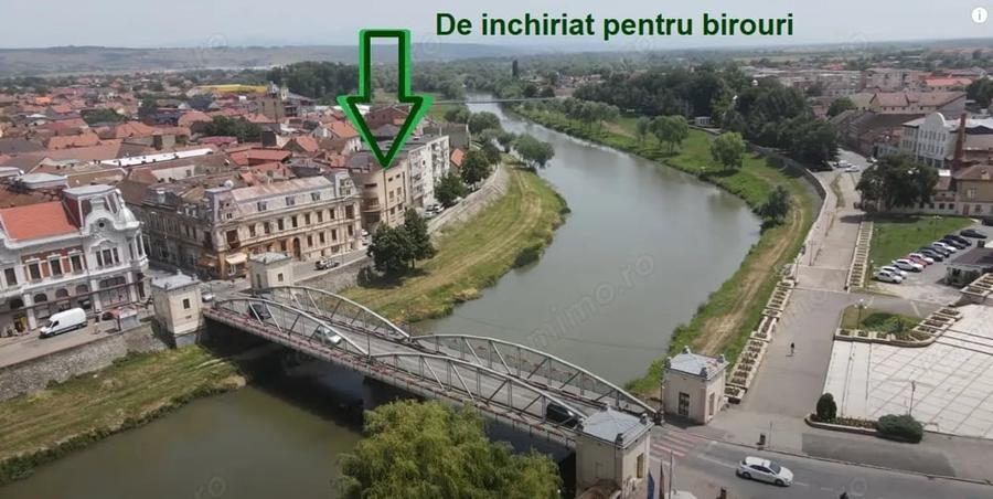 Spațiu comercial, de 130 mp, în Lugoj