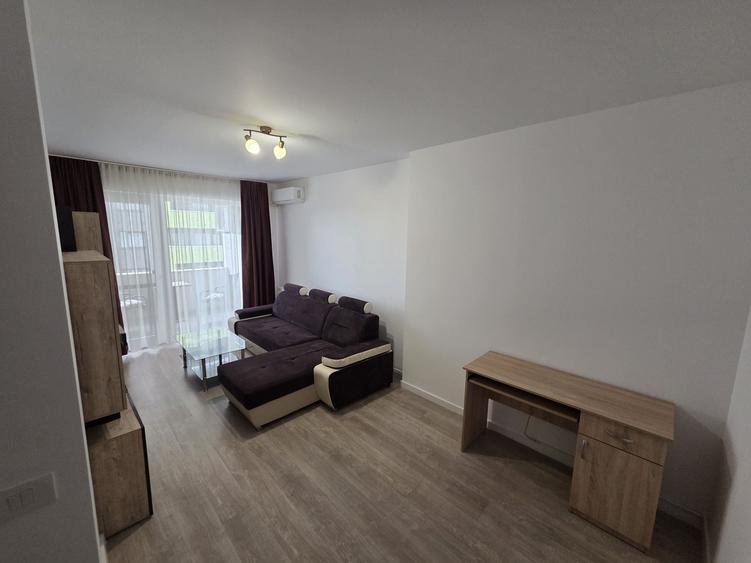Apartament cu 2 camere decomandat în Exterior Vest