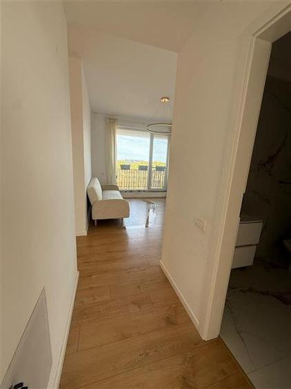 Apartament cu 2 camere semidecomandat în Tunari