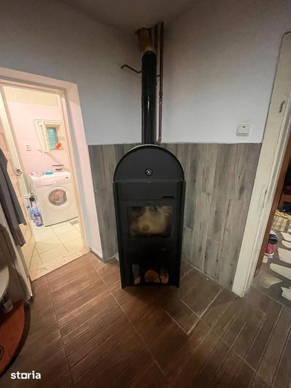 Casă cu 5 camere cu Teren 1800 Mp în Călugări