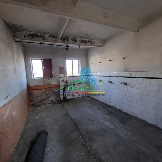 Spațiu comercial, de 600 mp, în Măicănești