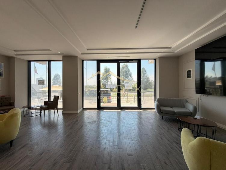 Spațiu comercial, de 192.38999938965 mp, în Nord