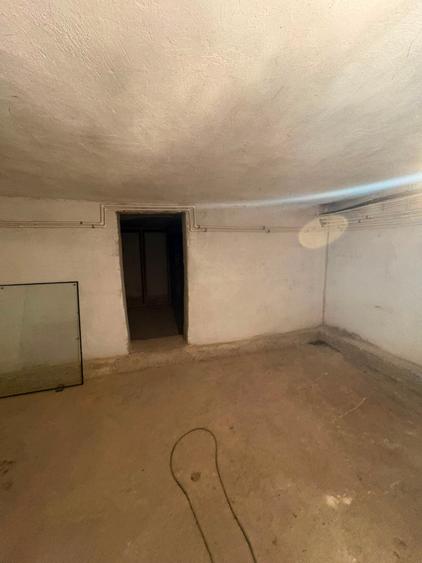 Spațiu comercial, de 100 mp, în Sud