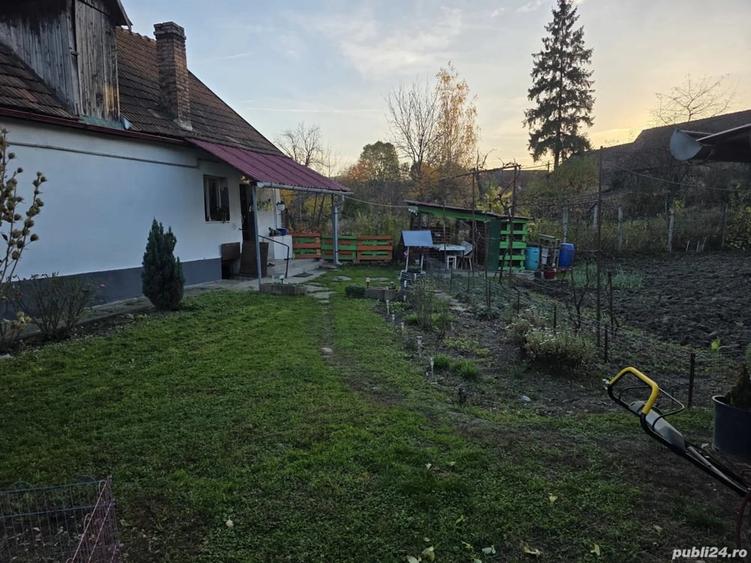 Casă cu 2 camere cu Teren 609 Mp în Central