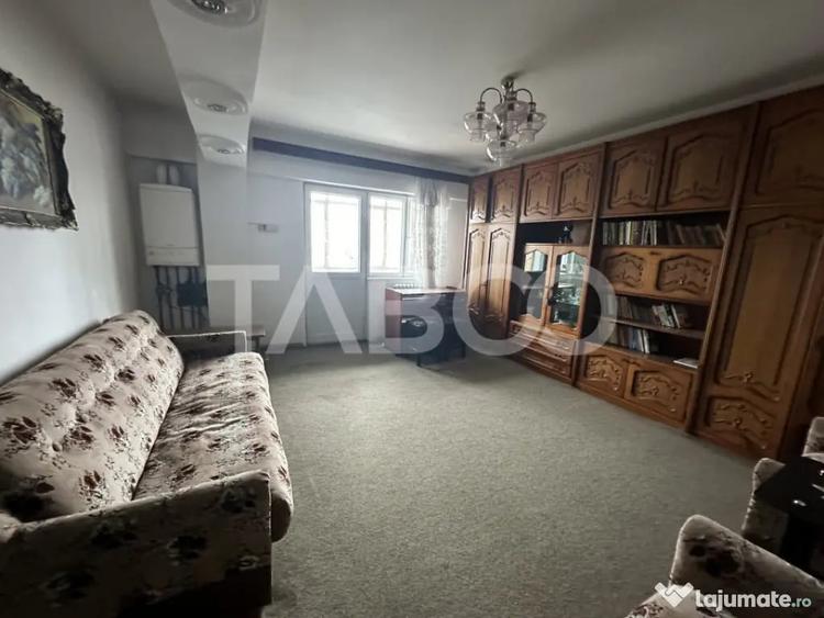 Apartament cu 2 camere decomandat în Central
