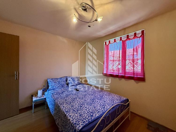 Casă individuală cu 3 camere cu Canalizare în Kuncz
