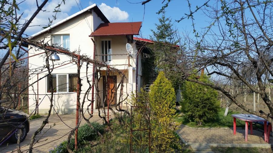 Casă individuală cu 4 camere cu Teren 400 Mp în Merei