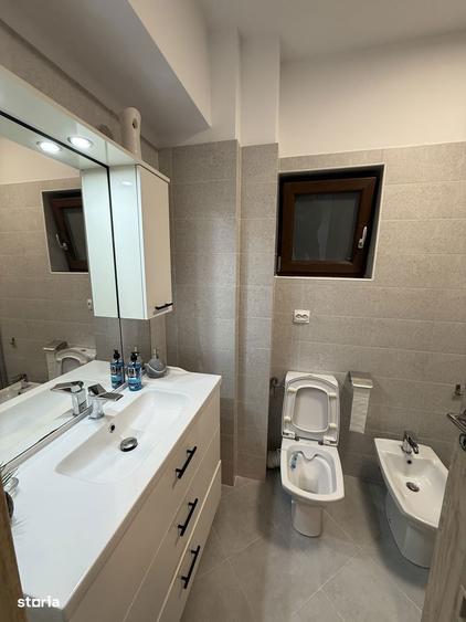 Apartament cu 3 camere în Negru Vodă