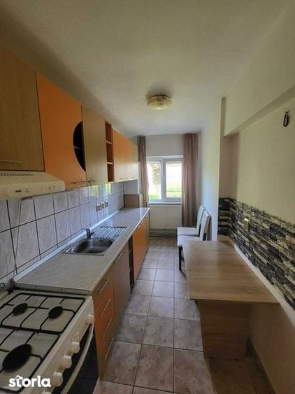 Garsonieră decomandată în Central