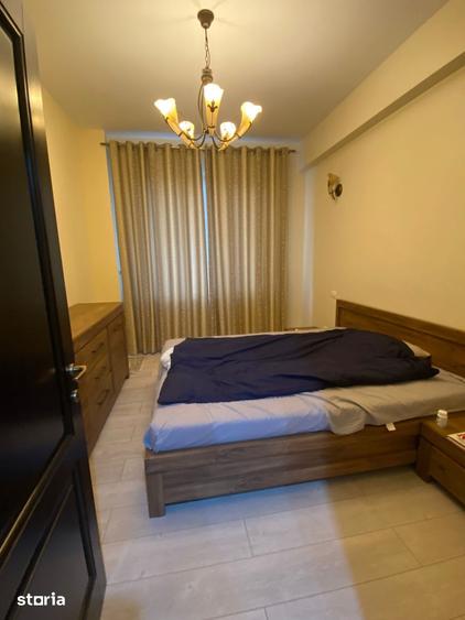 Proprietar vand apartament cu 2 camere, 69 mp, Hlincea - 7
