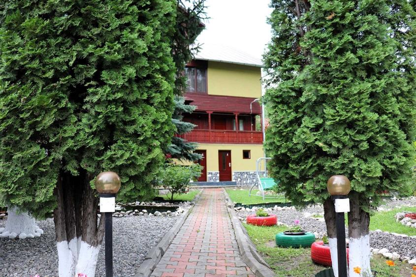 Casă cu 4 camere în Central